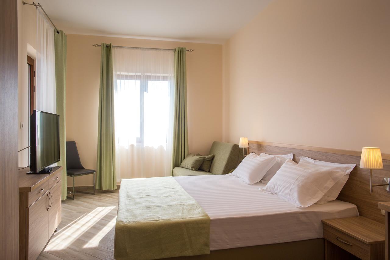 Aparthotel Belvedere Residence Becici ブドヴァ 部屋 写真